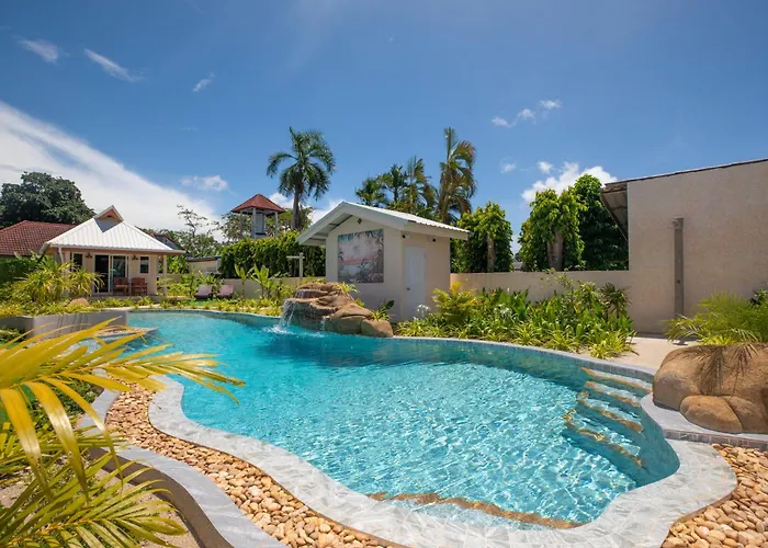 The Hidden Lagoon Resort - Exclusively For Adults