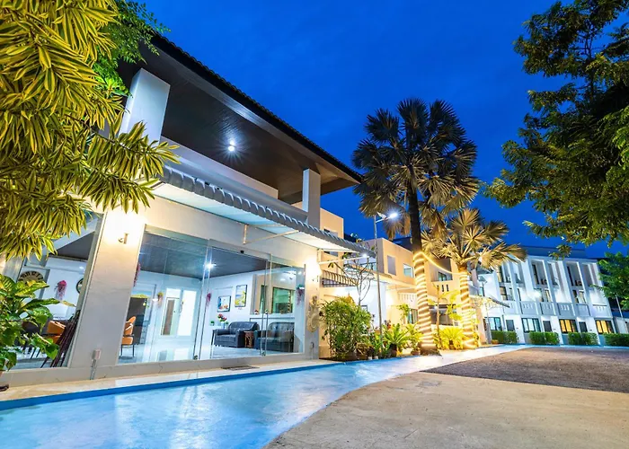 Phuket Leisure Time Hotel